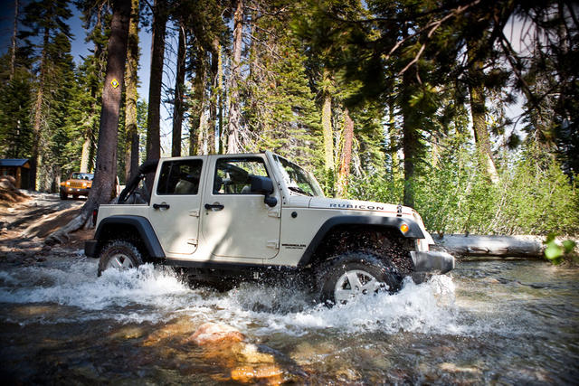 2012-Jeep-Wrangler-Unlimited-Water