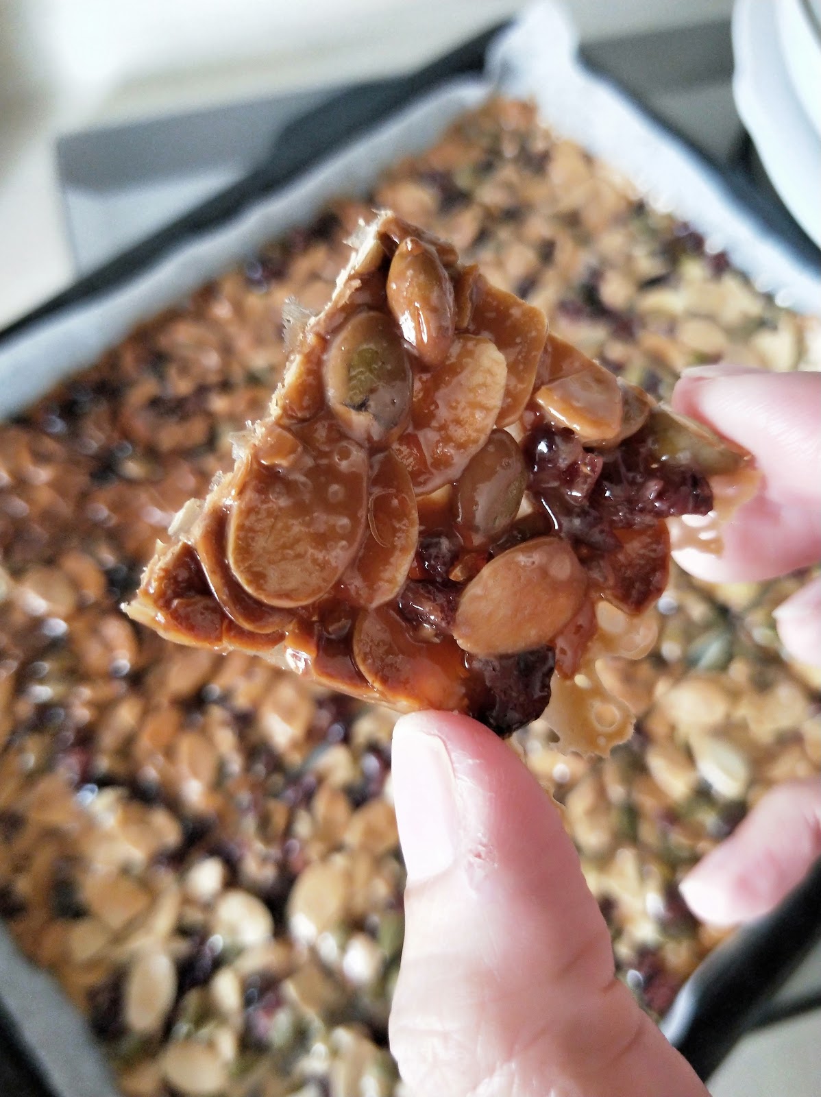 Recipe • Florentine Mixed Nuts Crisps