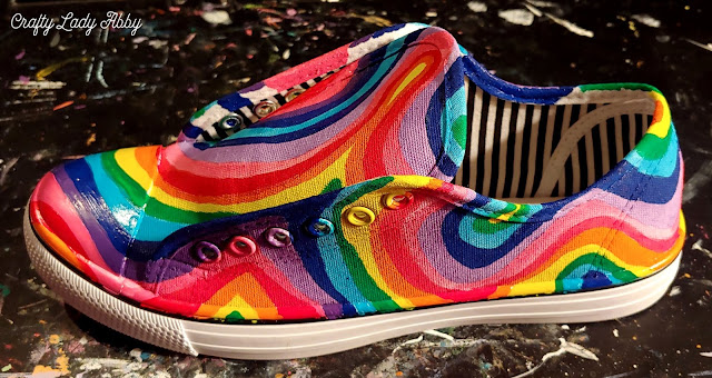 SHOE DIY: Psychedelic Rainbow Sneakers