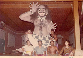 Gambar ogoh-ogoh banjar anggarkasih sanur tahun 1985