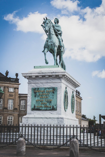 fredrik V