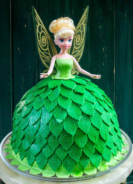 Hungry Shots: Tinkerbell doll cake