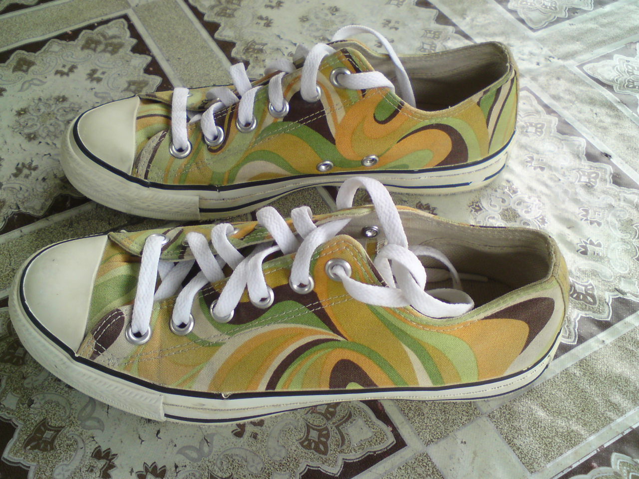 rare converse colors
