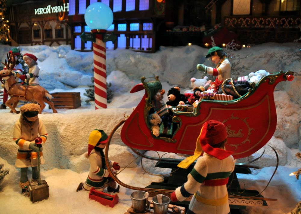 Toronto Grand Prix Tourist A Toronto Blog Hudson Bay Christmas
