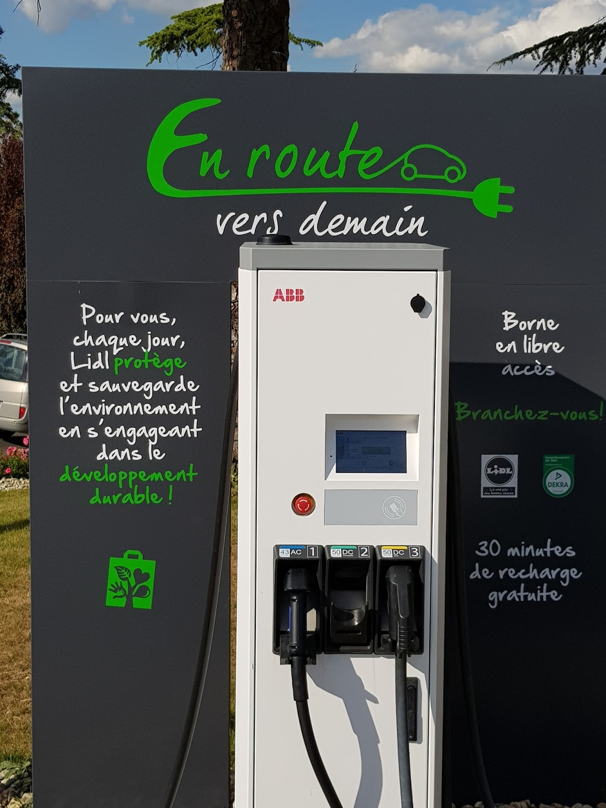 Le V.E. je le veux LIDL à Condom (32) offre leurs 2 premières stations