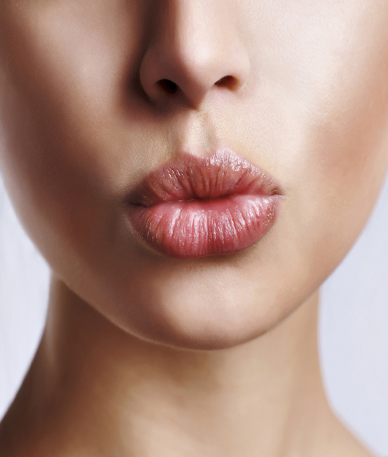Make a Three-Ingredient Lip Plumper DIY All-Natural Beauty Remedies That Really Work
