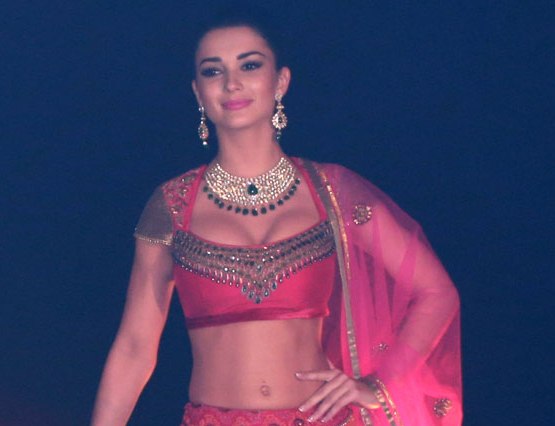 160 Hot HD Photoshoot Of Amy Jackson - Best Photo Gallery|Wallpaper|Spicy Images ever