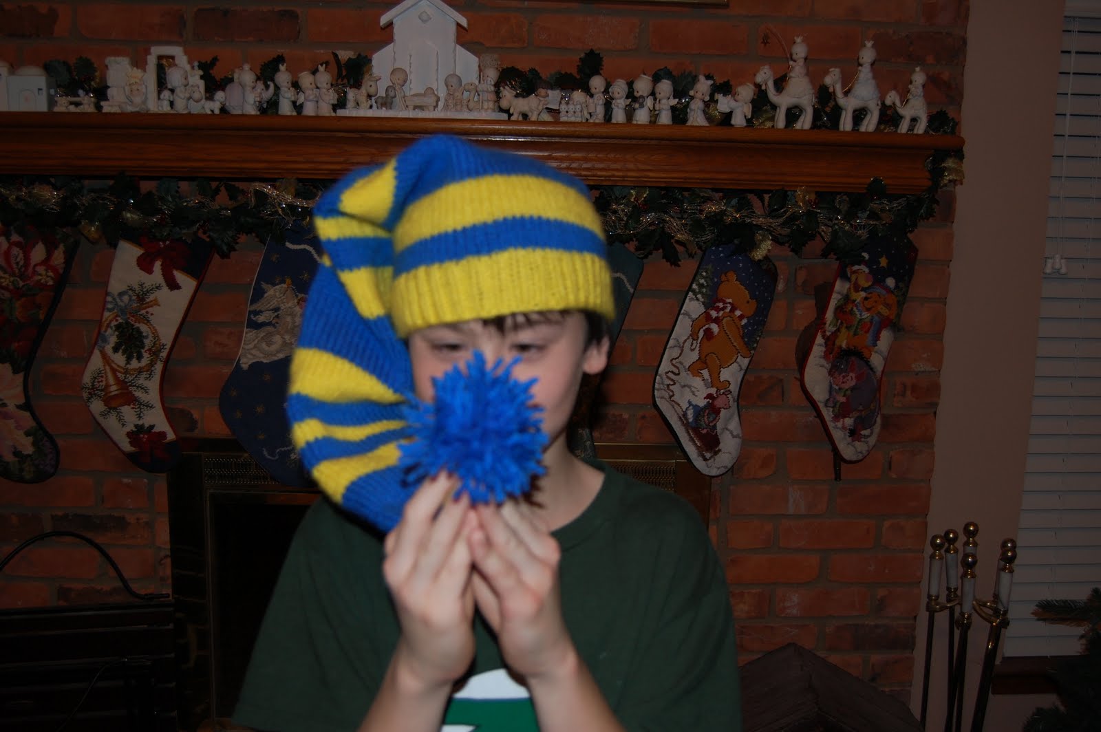 Katiedid Crafts Create an Easy Puff Ball