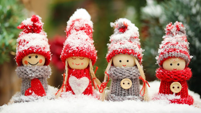 Meisjes in de sneeuw