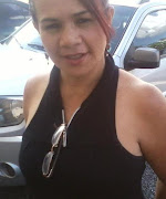 . D'arc, mas sem as espadas e o sangue. Eu queria uma mulher guerreira ao .