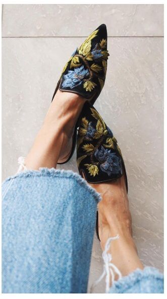 Cool Chic Style Fashion : Obsessed Alberta Ferretti Embroidered Velvet Mules ( @ lindatol_ )
