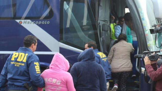 Súbditos bolivianos fueron expulsados desde Tarapacá / BIO BIO 