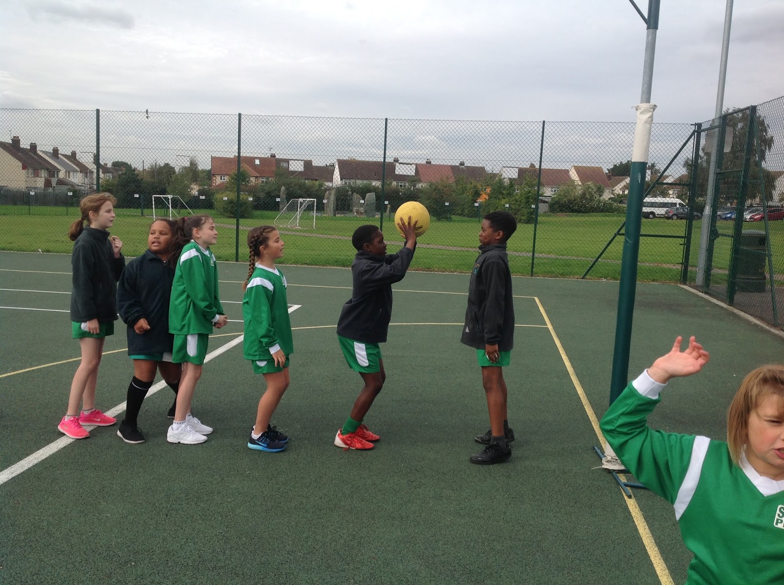 Suttons Primary School Netball