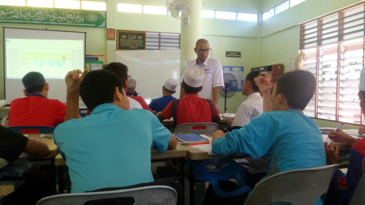 Pilihan di sekolah perdagangan