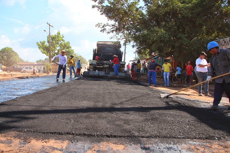 GV Notícias 4ª rua do bairro da Floresta está sendo asfaltada.