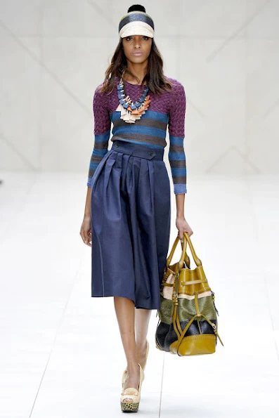 SPRING 2012 READY-TO-WEAR Burberry Prorsum jumper top