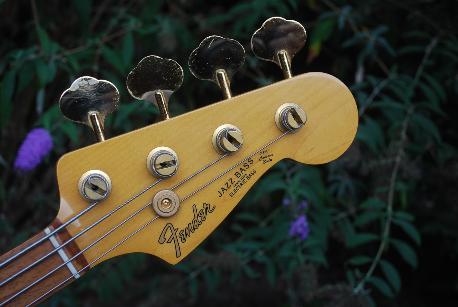 Rex and the Bass: 1993 Fender Japan JB62G-70 Jazz Bass Review