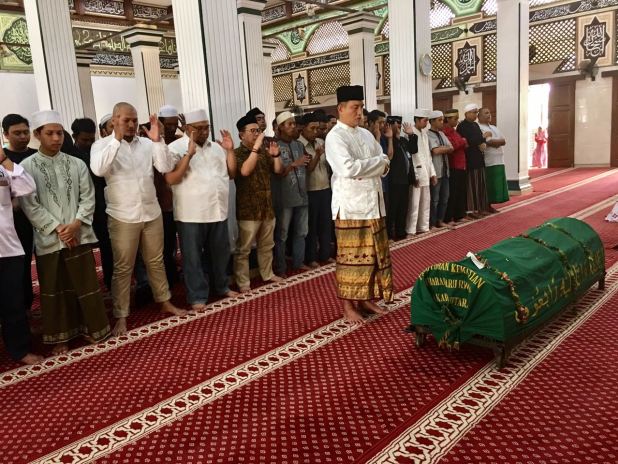 Niat Sholat Mayit Beserta Tata Cara dan Lengkap dengan Doanya Niat Sholat Mayit Beserta Tata Cara dan Lengkap dengan Doanya