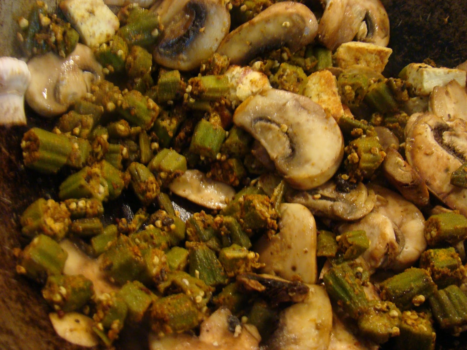 My Favorite Recipes Collection Okra Mushroom Curry with Paneer