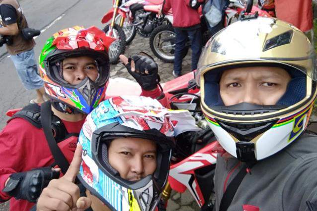 banyak_Terkena_Sinar_Salah_Satu_penyebab_Flek_Hitam_Diwajah banyak_Terkena_Sinar_Salah_Satu_penyebab_Flek_Hitam_Diwajah