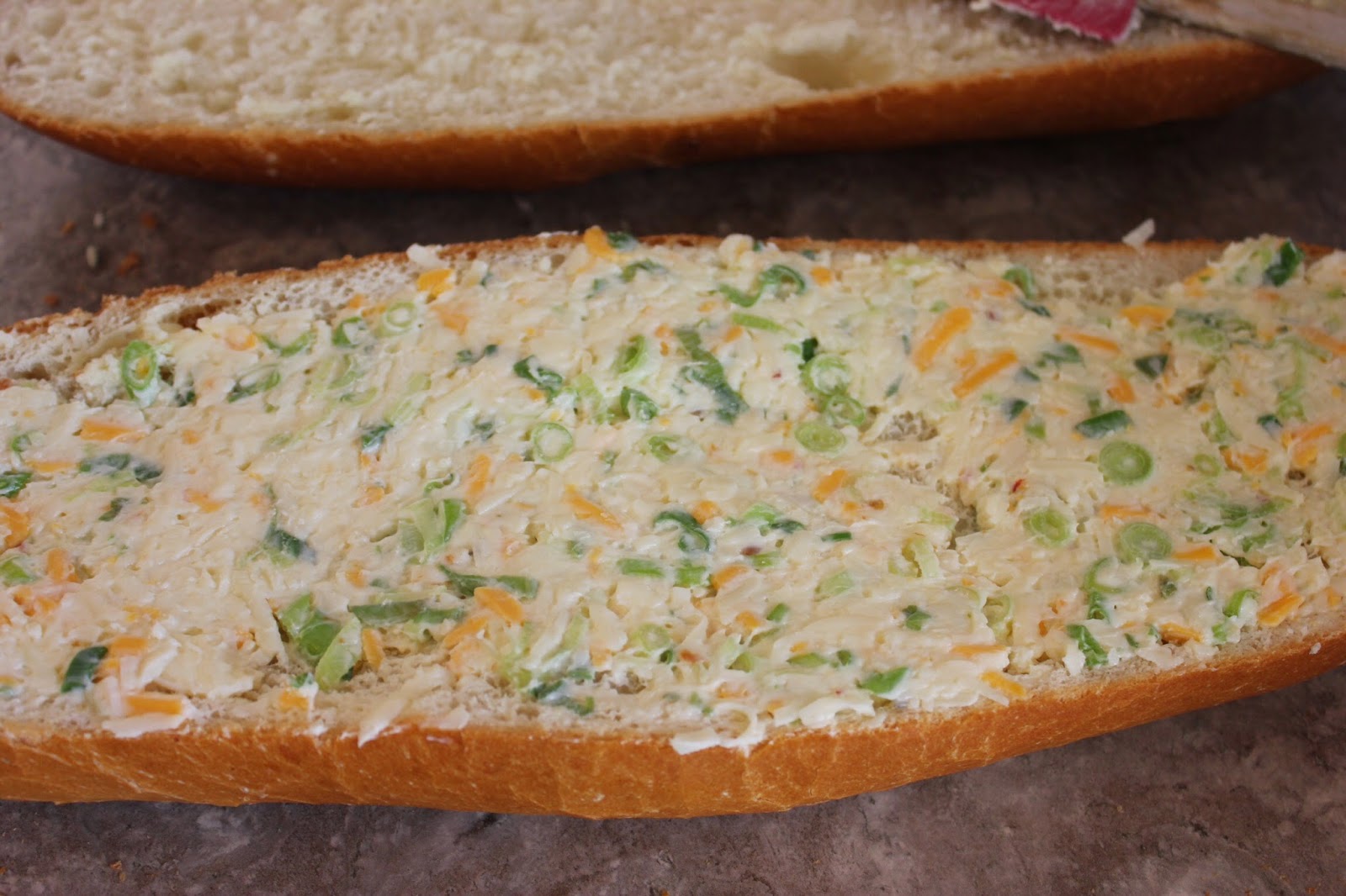 Sisters Luv 2 Cook Black Angus Garlic Cheese Bread