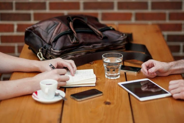 Abaikan Gadget tablet abaikan gadget demi pacar