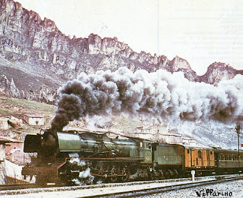 Locomotora de vapor ,remolcando composición de viajeros