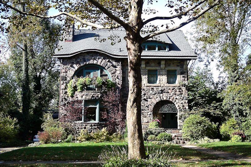 Faded Detroit Russell House