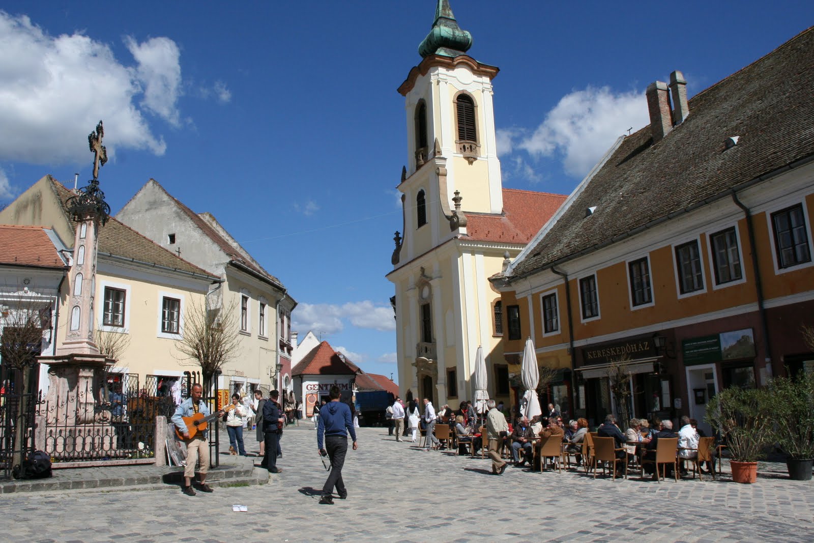 To See the Seven Continents: Szentendre, Hungary
