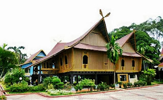 Rumah Adat Nusantara 33 Provinsi di Indonesia