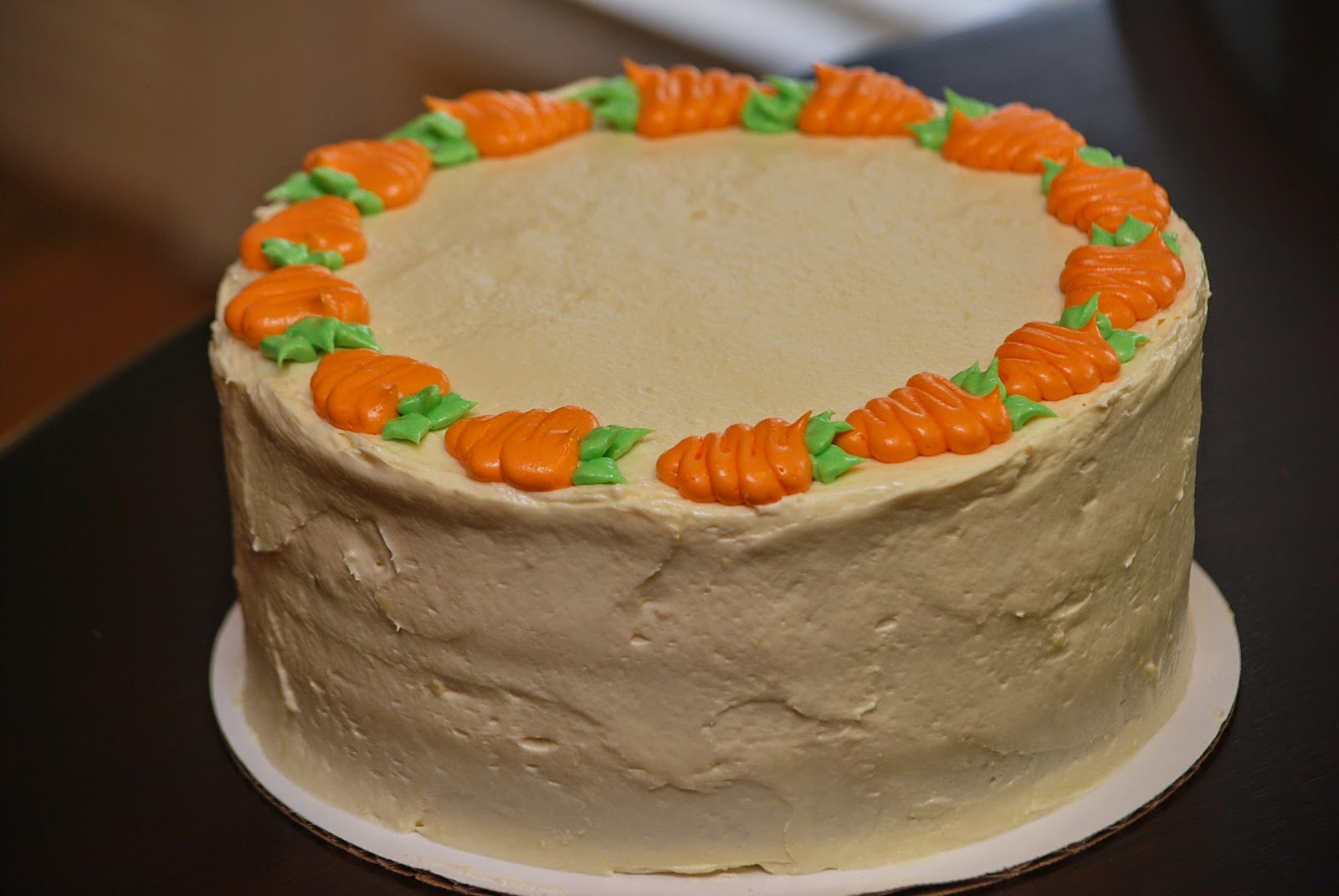 Торт из моркови и майонеза. Шницель пирожное. Интересный факт о морковном торте с фото. Бисквит с морковкой и апельсином. Тертый сыр красный перец.