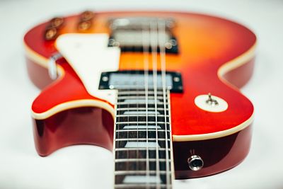 gitar elektrik - Jenis-Jenis serta Variasi Gitar dan Karakteristiknya gitar elektrik - Jenis-Jenis serta Variasi Gitar dan Karakteristiknya