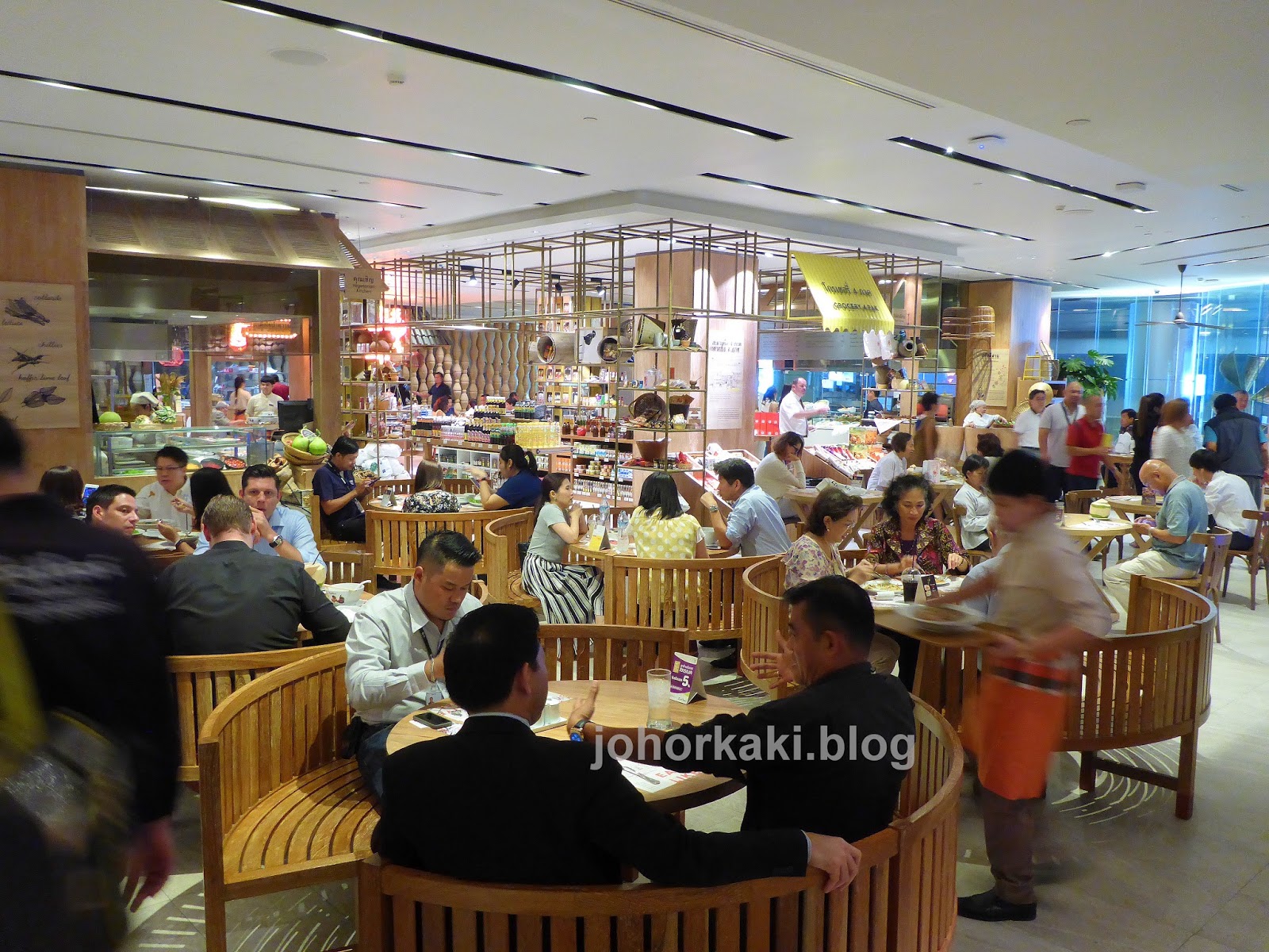 50++ Bigger and better eathai at central ideas