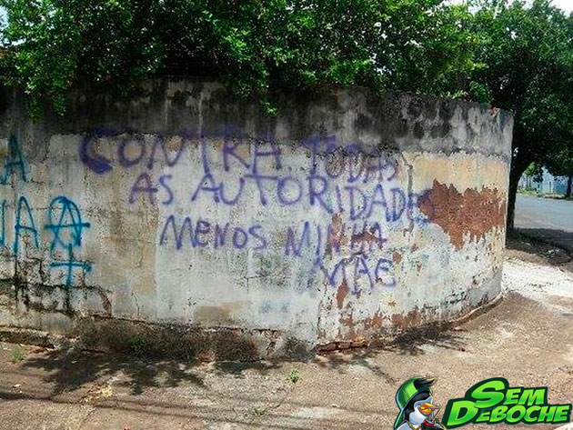 LOUCO MAS NEM TANTO LOUCO MAS NEM TANTO