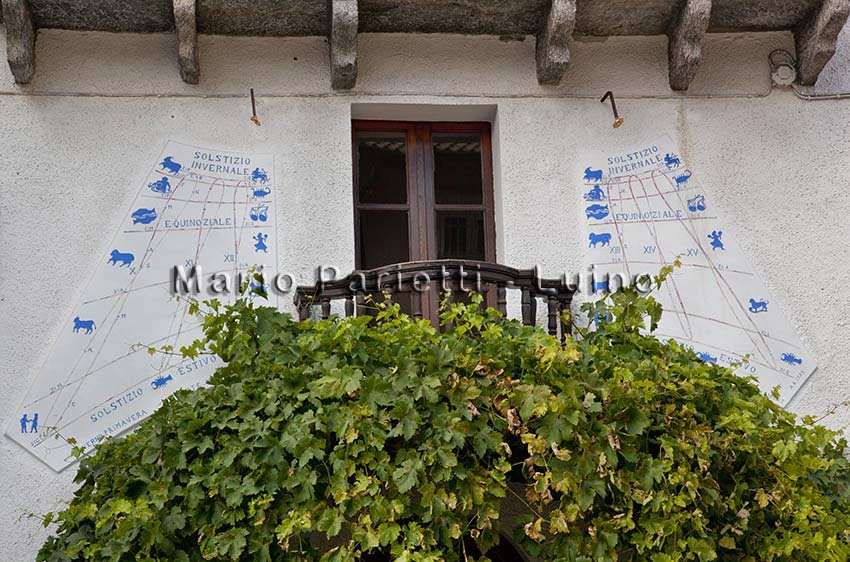 Doppia meridiana su casa privata nei pressi del comune Doppia meridiana su casa privata nei pressi del comune