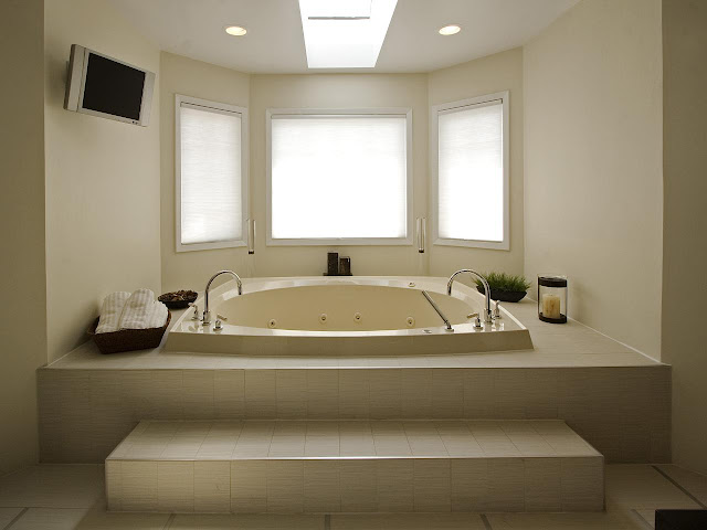 Desain Kamar Mandi dengan Bak Air Desain Kamar Mandi dengan Bak Air