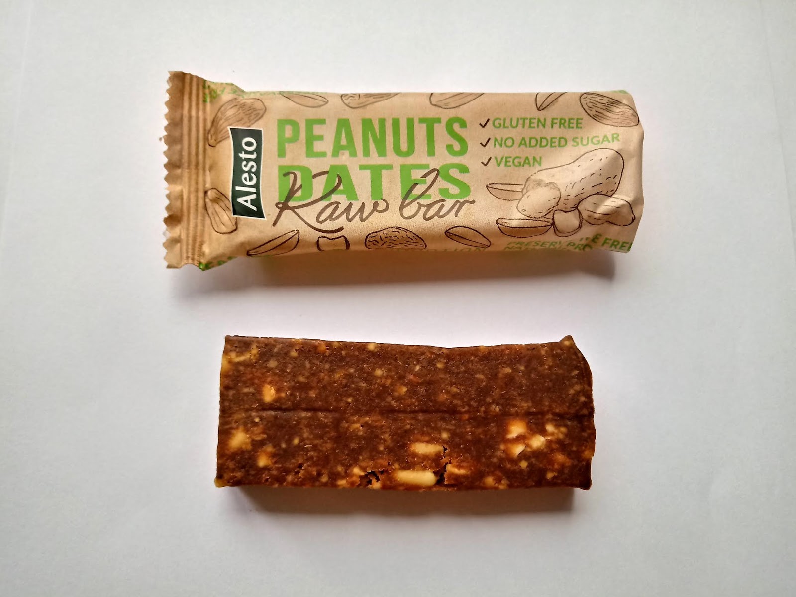 The Essentials of a Healthy Lifestyle Alesto, Peanuts & Dates Raw Bar