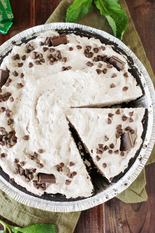 NoBake Mint Chocolate Chip Pie The Kitchen is My Playground