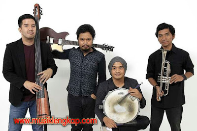 Download Kumpulan Lagu Payung Teduh Mp3 Terpopuler Lagu Payung Teduh
