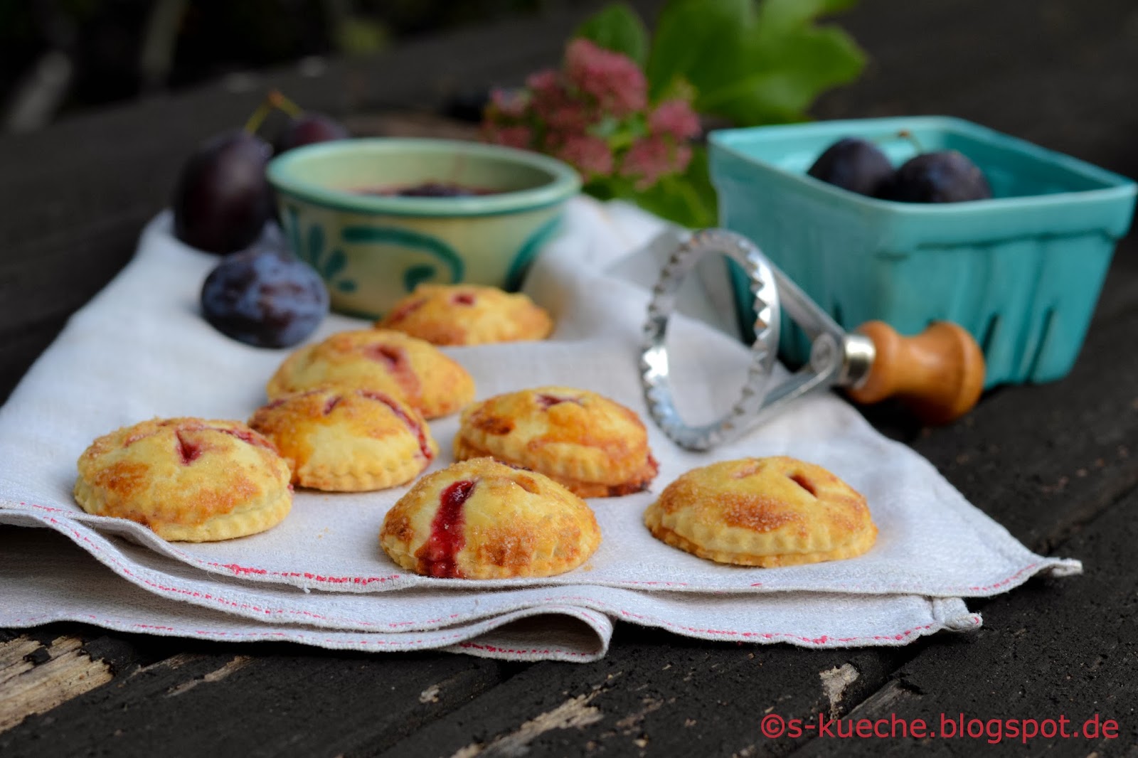Mini Pasteten mit Pflaume oder Gorgonzola - Hand Pies - s-Küche