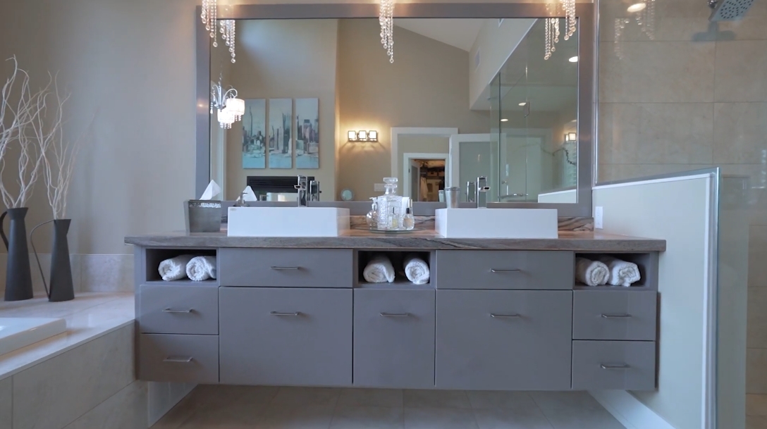22 Photos vs. 1150 Peninsula Rd, North Bay, ON Interior Design Luxury Home Tour