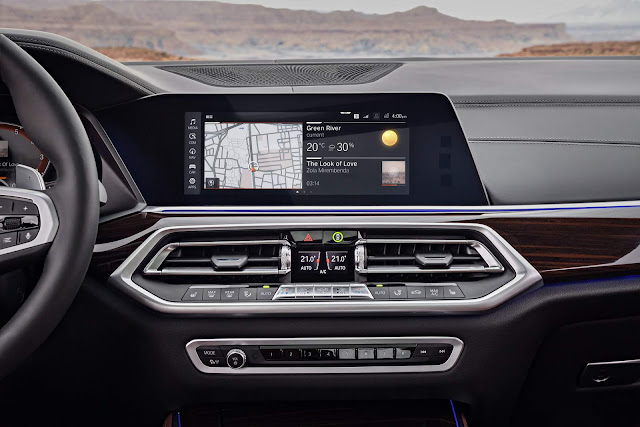 BMW revela detalhes do cockpit digital do Série , X5 e Z4