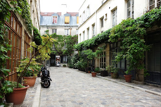 Paris : Passage Lhomme, la mémoire du Paris industriel - 26 rue de Charonne - XIème