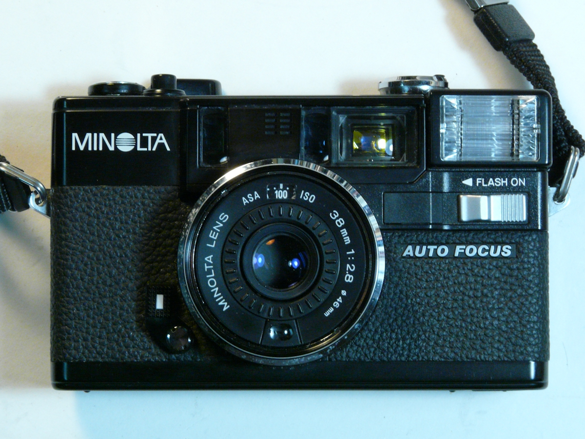 【完動品】 Minolta Hi-matic AF2-M フィルムカメラ