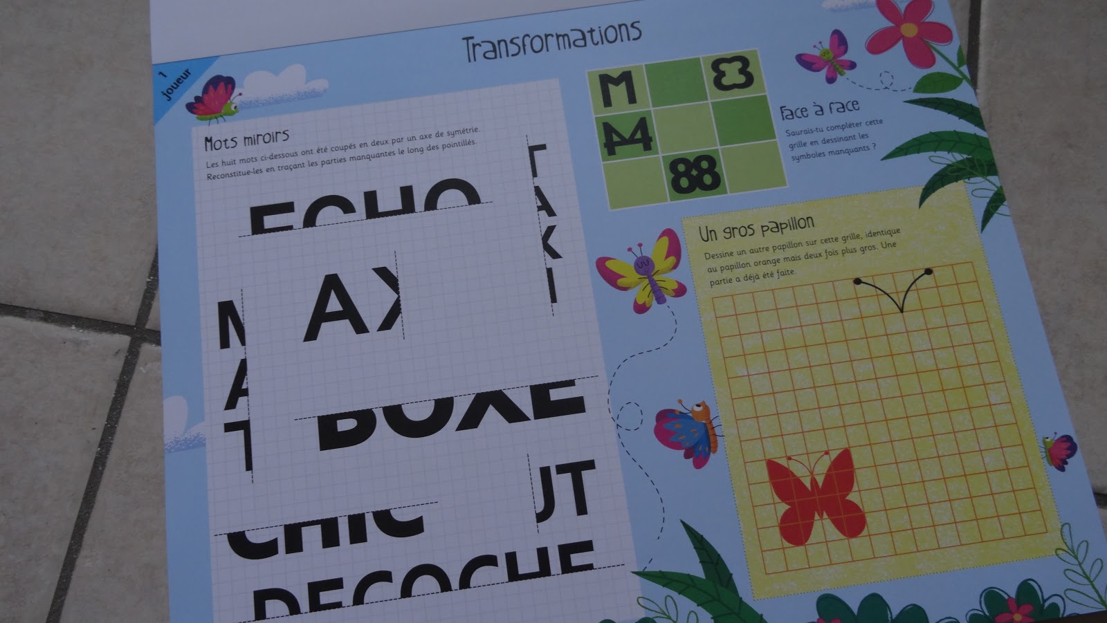 Mon grand bloc de jeux avec papier et crayon Usborne