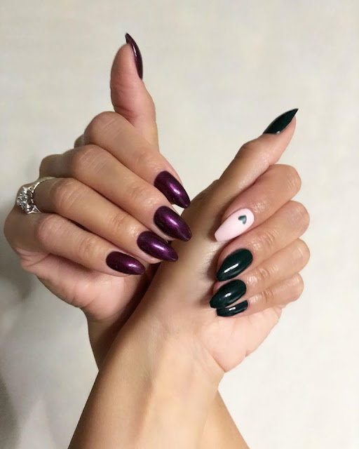 34+ Easy Maroon Nail Art Design Ideas For Halloween Party In 2019 Maroon is one of the best colors around for sure 34+ Easy Maroon Nail Art Design Ideas For Halloween Party In 2019