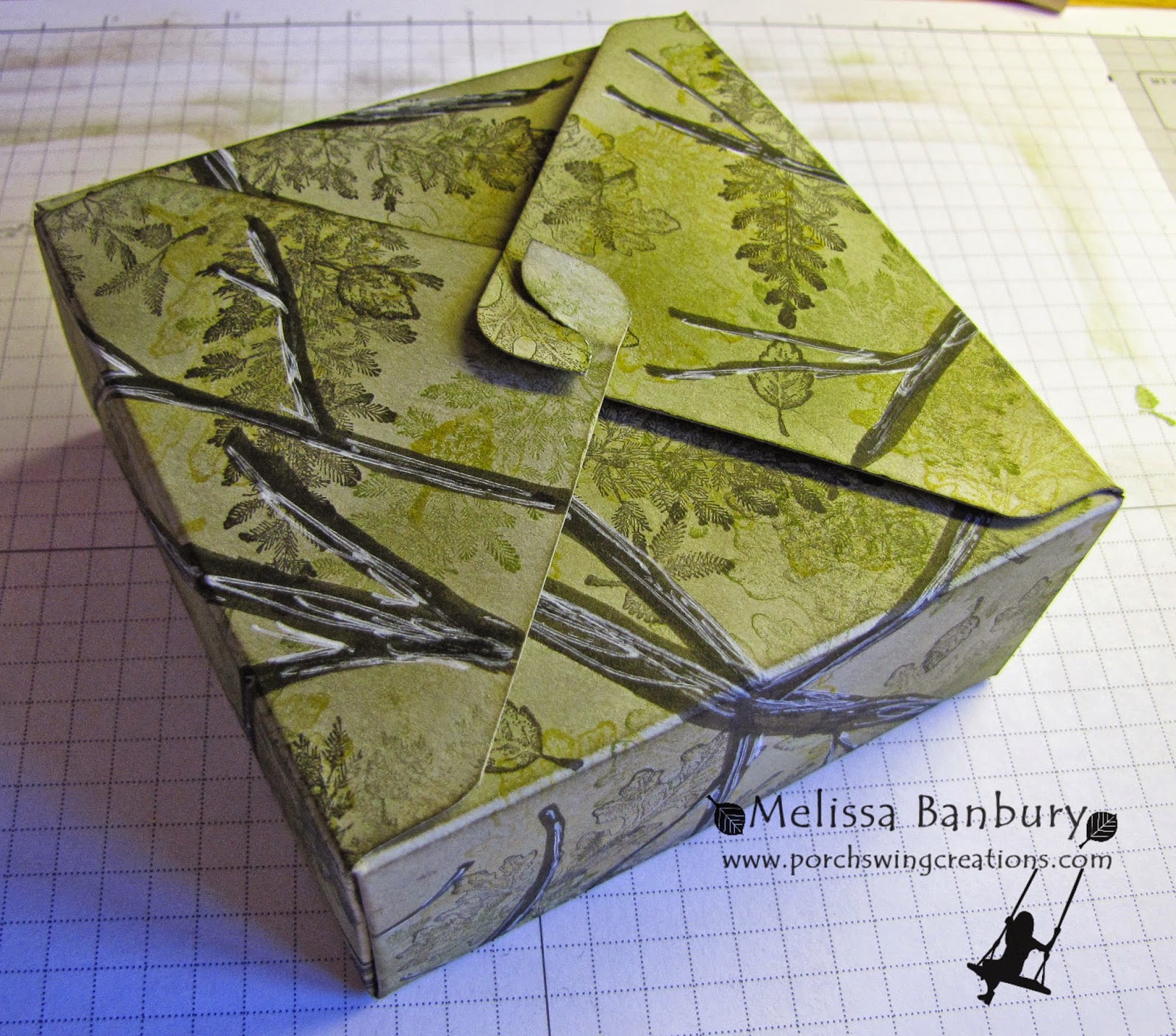Porch Swing Creations: Christmas Camouflage Box & Bow Tutorial