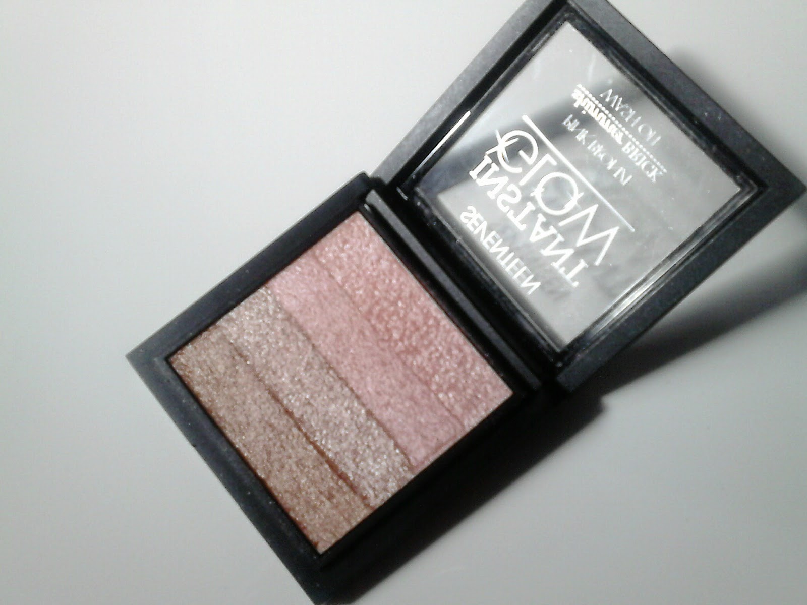 Seventeen Instant Glow Shimmer Brick Pink Bronze