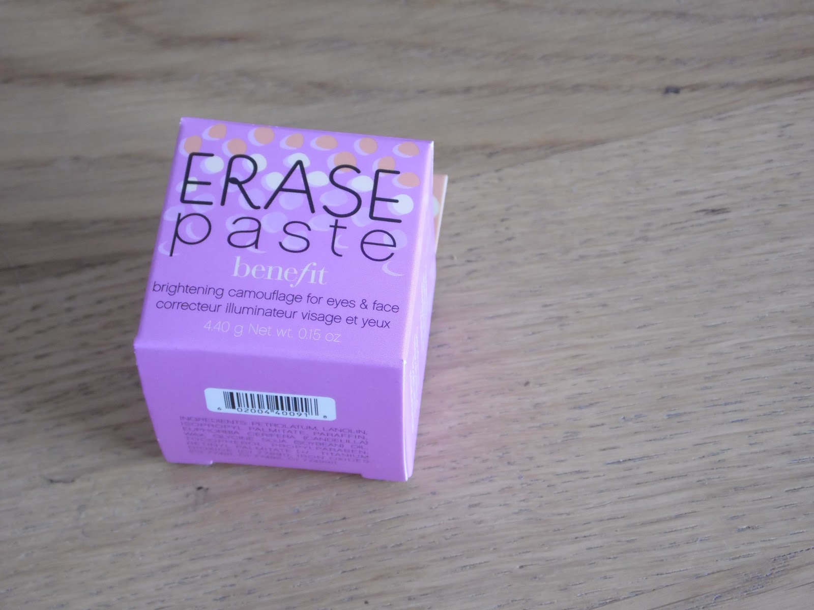 LuLu benefit erase paste concealer review.
