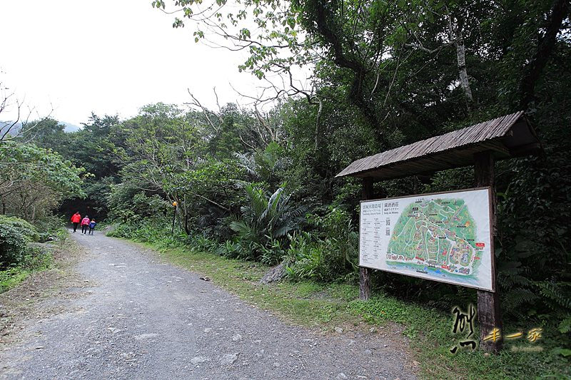 宜蘭頭城農場|原野樂園-焢窯區-窯烤披薩區-蔬菜園-牛舍~田野體驗